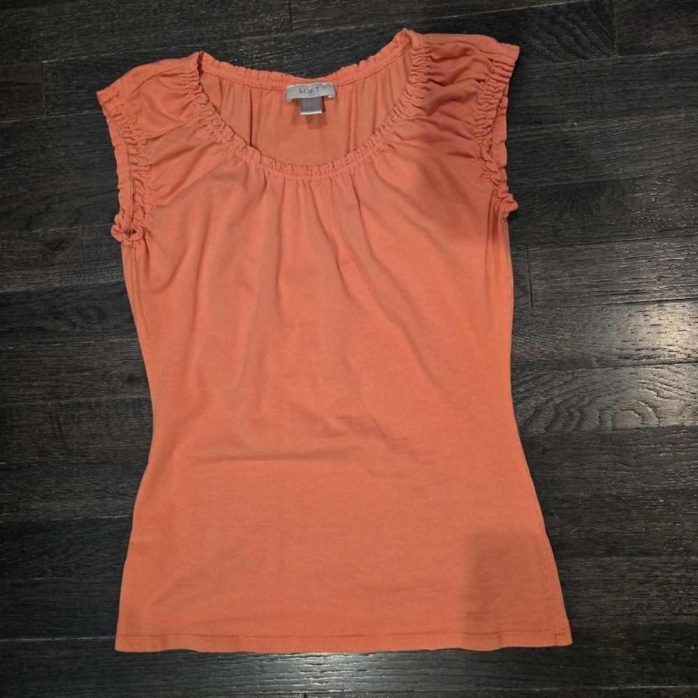 Lot of 3 Sleeveless Tops - White, Coral, Purple Spring, Floral, Beading - SZ XS - Picture 6 of 16